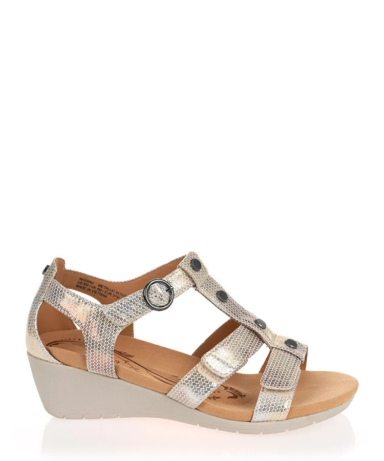 Revere Nassau Metallic Interest Leather Shoe